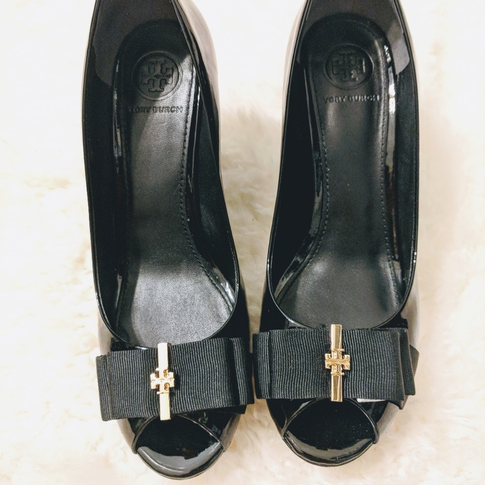 Tory Burch wedges sz 6.5 in like new condition